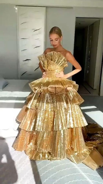Luxurious Gold Strapless Pleated Irregular Neck Layered Prom Dress Ball Gown Quincea?era Party Dress HZ1023